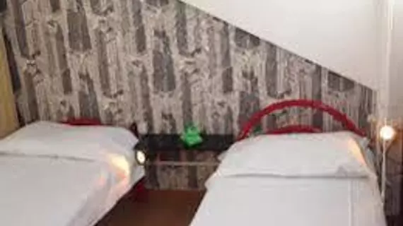 Lumiere Hostel | Lombardy - Milano (ve civarı) - Milano - Fiera