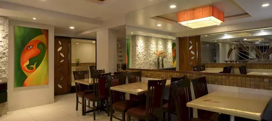 Hotel Rajmahal | Maharaştra - Pune Bölgesi - Pune