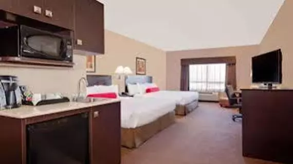 Ramada Stettler | Alberta - Stettler