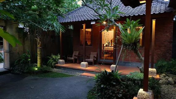 Nurada Cottage | Bali - Ubud - Kedewatan