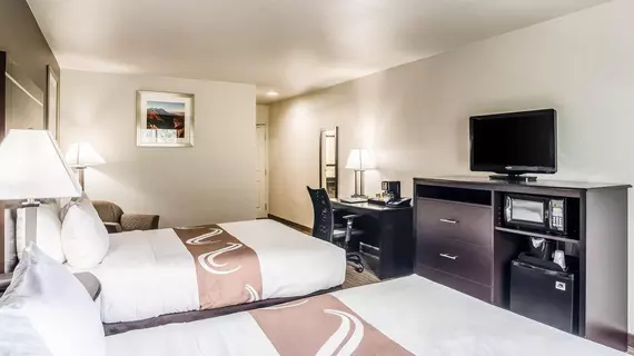 Quality Inn and Suites Westminster Broomfield | Kolorado - Denver (ve civarı) - Westminster