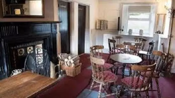 The Red Lion Inn | Batı Yorkshire (kontluk) - Holmfirth