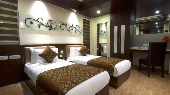 Hotel Golden Grand | Batı Delhi - Ulusal Eyalet Başkenti Delhi - Delhi (ve civarı) - Yeni Delhi