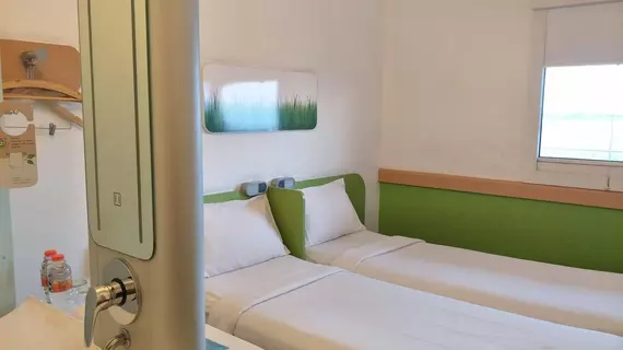 Ibis Budget Surabaya | Doğu Cava - Surabaya