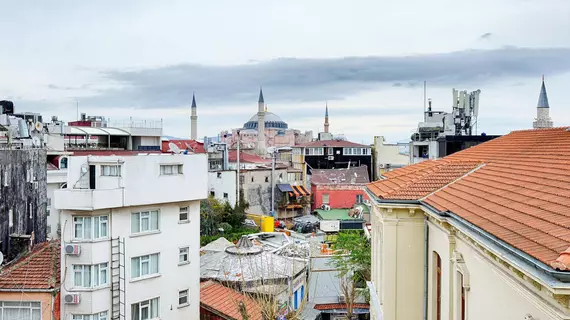 Akdeniz Hotel |  Istanbul  - Fatih - Sultanahmet