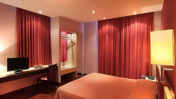 Hotel Leonardo Da Vinci | Toskana - Floransa (il) - Floransa - Porta al Prato - Santa Maria Novella