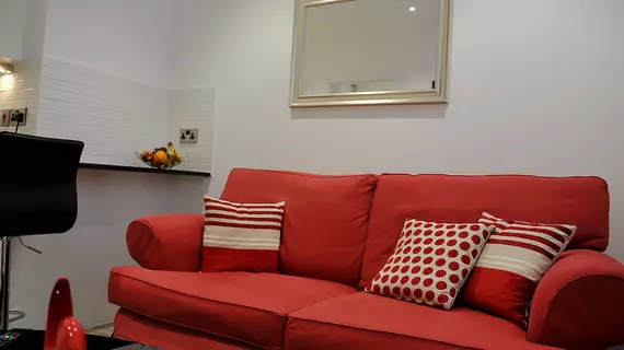 Select Serviced Accommodation - Garrard House | Berkshire (kontluk) - Reading - Reading Kent Merkezi