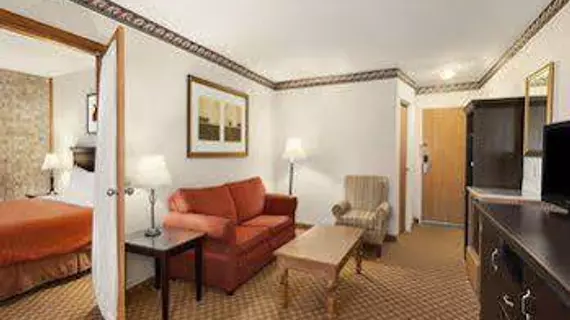 Country Inn & Suites by Radisson Northfield | Minnesota - Owatonna (ve civarı) - Northfield