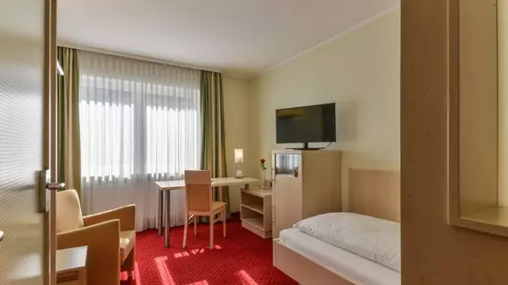 Hotel Schiller | Bavyera - Olching