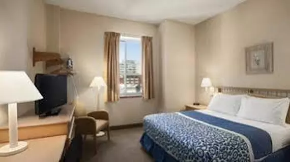 Days Inn Philadelphia Convention Center | Pensilvanya - Bucks County - Philadelphia (ve civarı) - Philadelphia - Chinatown (Çin Mahallesi)