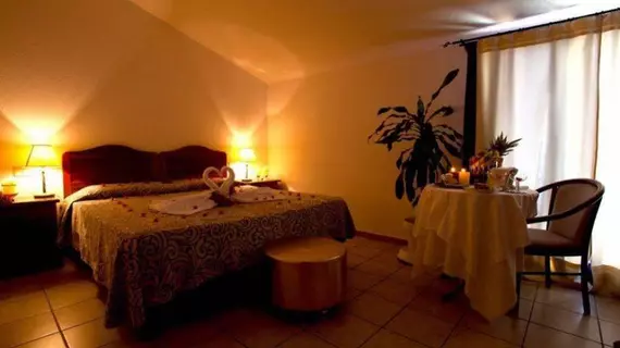 Hotel Moderno | Sardinya - Sassari - Olbia