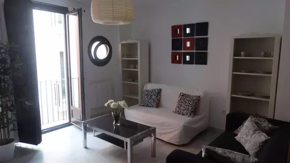 Malaga Apartamentos Jinetes | Andalucia - Malaga İli - Malaga - Malaga Tarihi Merkezi - Centro