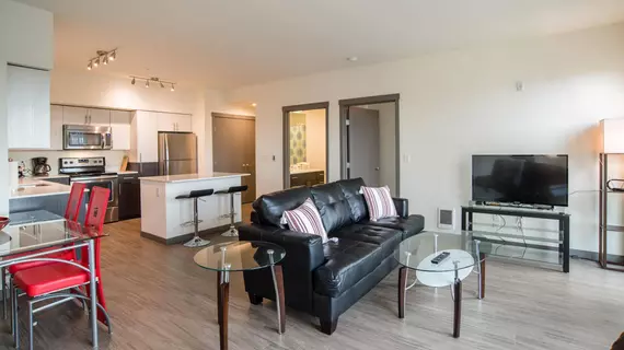 Contemporary Suites near Pioneer Square | Washington - Seattle (ve dolayları) - Seattle - International District (Uluslararası Bölge)