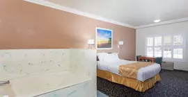 Days Inn and Suites South Gate | Kaliforniya - Los Angeles County - South Gate