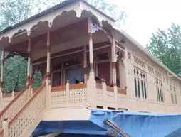 New Bul Bul Houseboat | Cammu ve Keşmir - Srinagar (ve civarı) - Srinagar - Dal Gölü