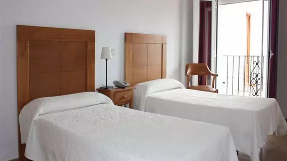 Hotel Residencia Miami | Andalucia - Malaga İli - Torremolinos - Carihuela