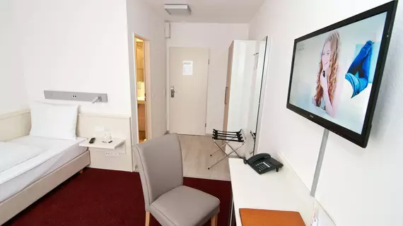 Hotel Astra | Kuzey Ren-Westfalia - Düsseldorf (ve civarı) - Düsseldorf