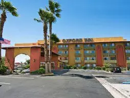 Oxford Inn & Suites Lancaster | Kaliforniya - Los Angeles County - Lancaster (ve civarı)