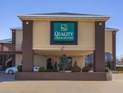 Quality Inn and Suites Owasso | Oklahoma - Tulsa (ve civarı) - Owasso