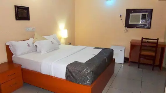 EED Pension Boutique | Lagos (ve civarı) - Lagos - Ejigbo - Oshodi-Isolo