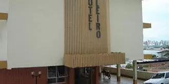 Hotel Veleiro