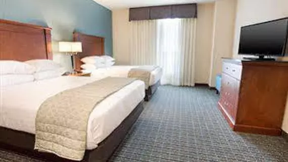 Drury Inn & Suites Brentwood | Missouri - St. Louis (ve civarı) - Brentwood