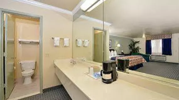 Americas Best Value Inn Hobby Airport | Teksas - Houston (ve civarı) - Houston