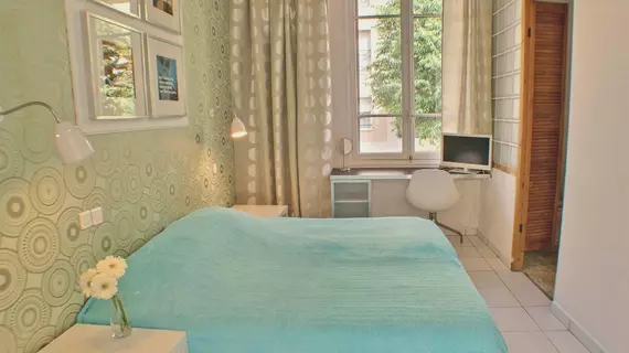 Hotel Saint-Charles | Provence - Alpes - Cote d'Azur - Var - Cannes (ve civarı) - Antibes - Juan-les-Pins