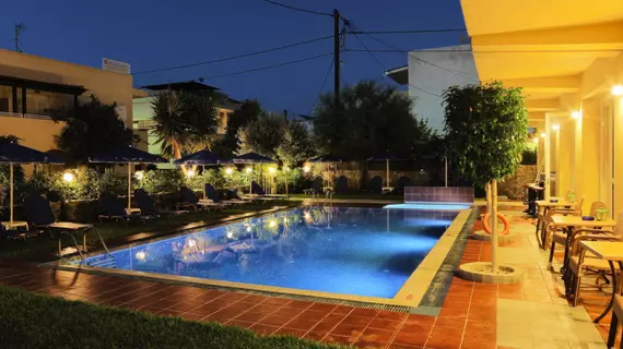 Hotel Olympia | Girit Adası - Rethimnon (bölge) - Rethimnon