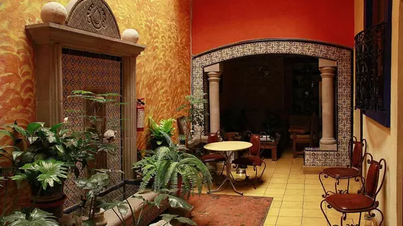 Hostal Casa Castillo | Michoacan - Morelia (ve civarı) - Morelia - Tarihi Kent Merkezi