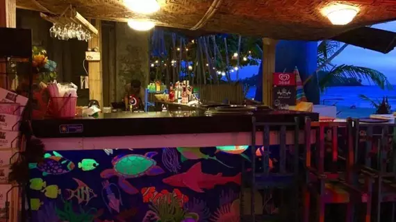 Cha-Ba Bungalows & Art Gallery | Krabi İli - Ko Lanta