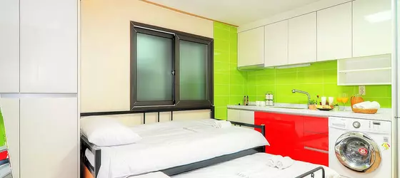 Hostel KW Sinsa | Gyeonggi - Seul (ve civarı) - Seul