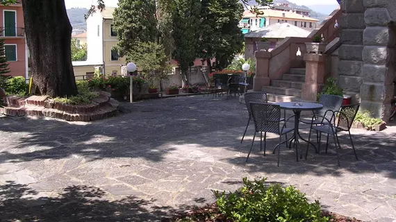 Villa Fieschi | Liguria - Cenova (il) - Lavagna - Rezza