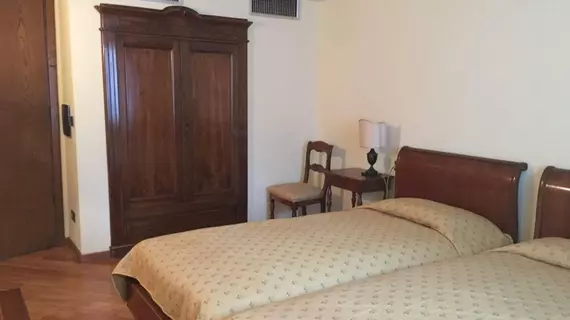 Albergo Le Due Corti | Lombardy - Como (il) - Como