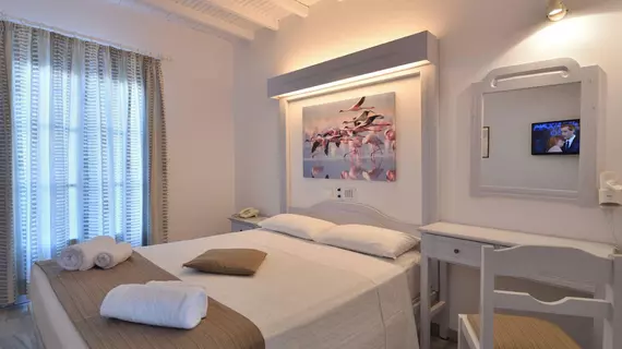 Manis Inn | Ege Adaları - Paros