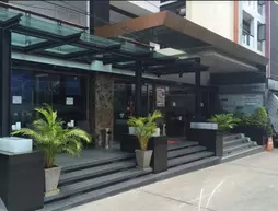 Serenotel Pattaya Beach Front | Chonburi (vilayet) - Pattaya (ve civarı) - Pattaya - Pattaya Körfezi