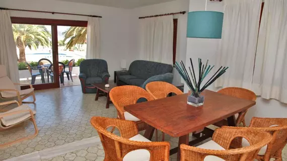 Residencial Bogamarí | Balearic Adaları - İbiza Adası - Sant Antoni de Portmany - Cala de Bou