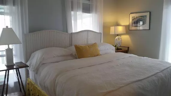 Barclay Cottage Bed and Breakfast | Virginia - Norfolk - Virginia Beach (ve civarı) - Virginia Beach