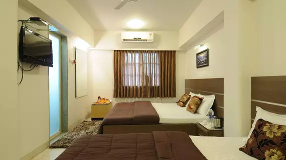 Hotel Crystal | Maharaştra - Raigad - Bombay (ve civarı) - Bombay