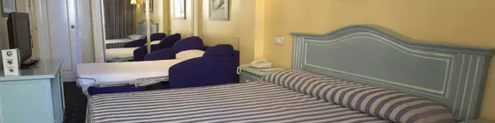 Hotel Villa de Laredo | Andalucia - Malaga İli - Fuengirola