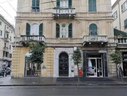 Le Camere Nel Corso | Liguria - La Spezia (il) - La Spezia - La Spezia Tarihi Kent Merkezi