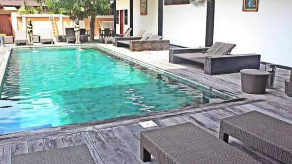 Mirah Hostel | Bali - Kuta - Legian Kent Merkezi