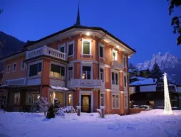 Hotel Luis | Trentino-Alto Adige - Trento İli - Primiero San Martino di Castrozza - Fiera di Primiero