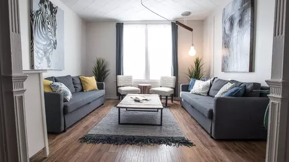 MtlVacationRentals - Penthouse du Mont-Royal | Quebec - Montreal (ve civarı) - Montreal - Saint Laurent Bulvarı - Plateau Mont Royal