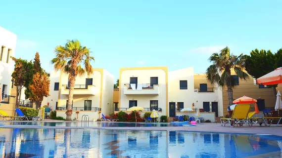 Blue Aegean Hotel and Suites | Girit Adası - Kandiye (bölge) - Gouves - Kato Gouves