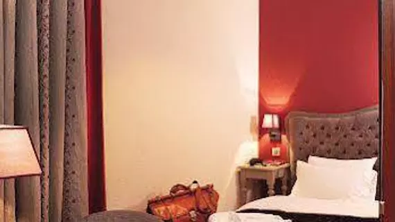 Hotel De La Fossette | Provence - Alpes - Cote d'Azur - Var - Toulon - Hyeres (ve civarı) - Le Lavandou