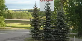 Chinook Inn