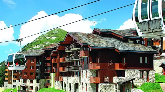 Résidence Pierre & Vacances Les Chalets des Arolles | Auvergne-Rhone-Alpes - Savoie (bölge) - La Plagne-Tarentaise - Macot-la-Plagne