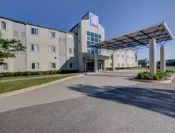 Motel 6 Huntsville | Ontario - Muskoka - Huntsville (ve civarı) - Huntsville