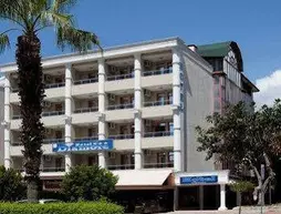 Diamore Hotel